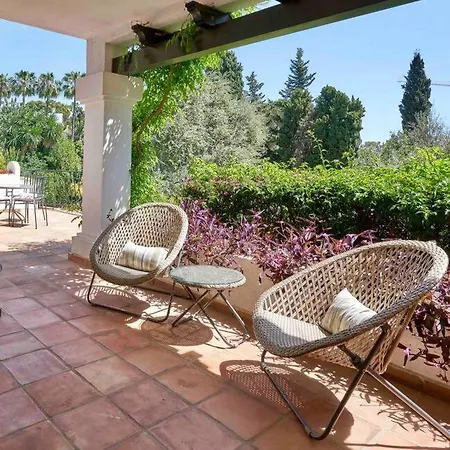 Dos Palomas On The Golden Mile In Marbella